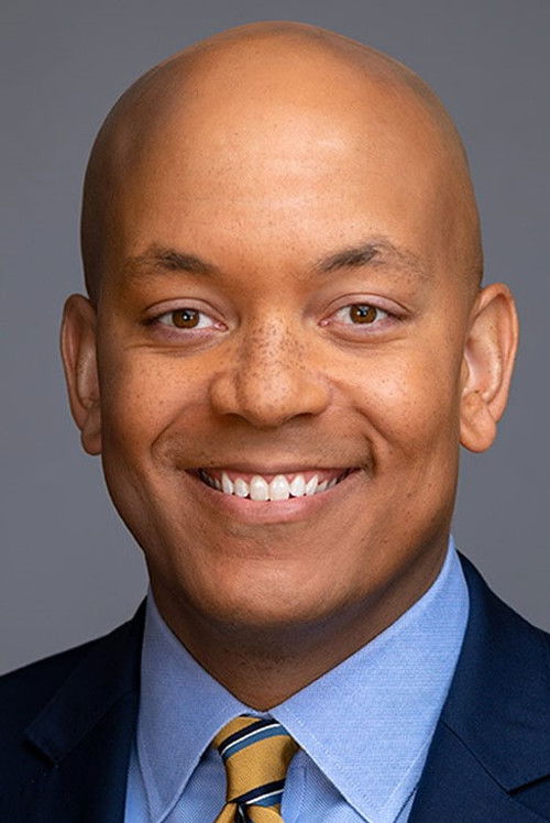 Geoff Bennett as Self - Anchor