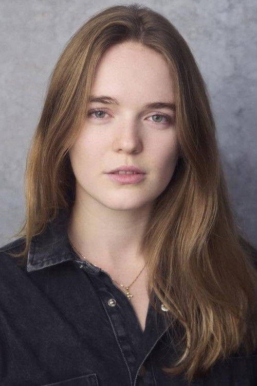 Georgie Rodgers as Ella