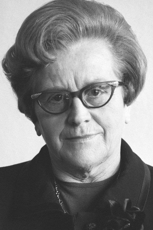 Käte Strobel as Self