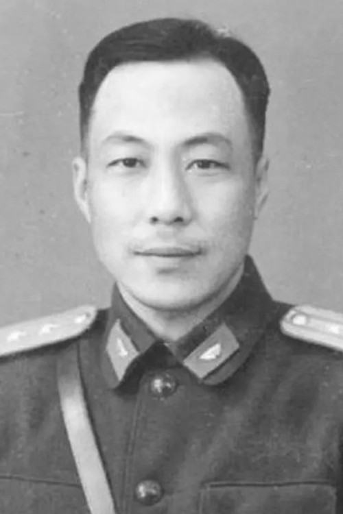 Danxi Zhu as Danzeng Luobu
