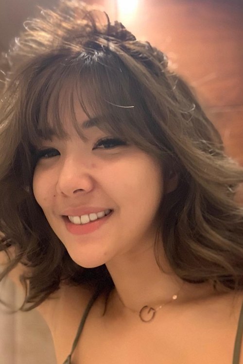 Gisella Anastasia as 