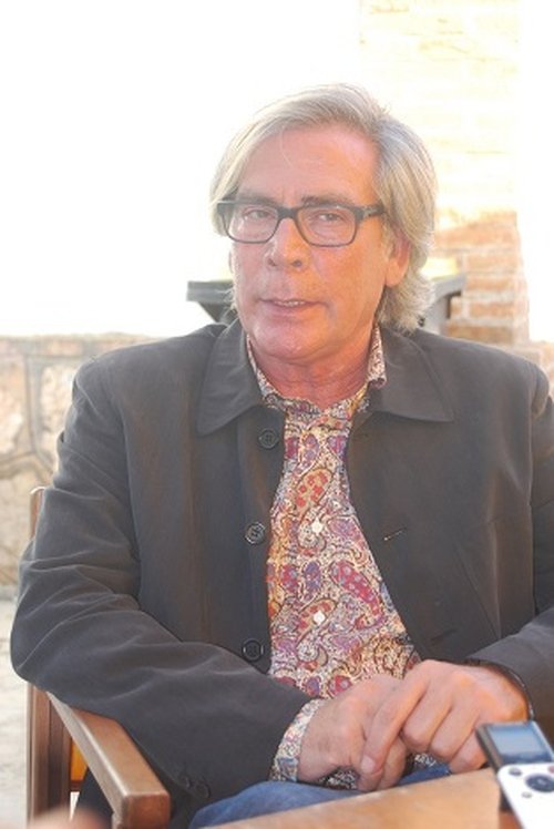 Bernard Seray as Prof. Barrett's Assistant