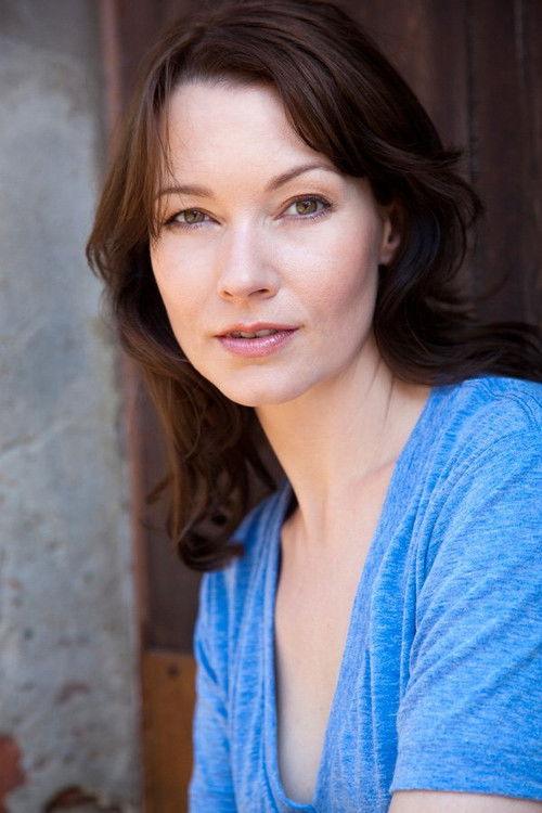 Heike Koslowski as Chris