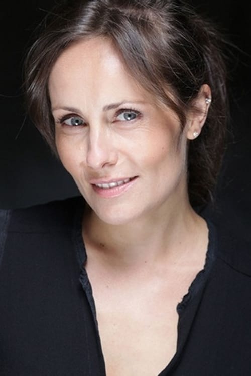 Elisabeth Duda as Magda Janczyk
