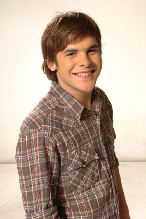 José Manuel Palacios as Tomás Echeñique