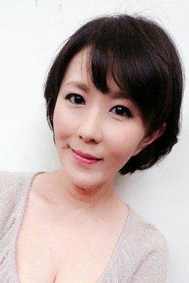 Hitomi Enjô as Hiroko Yamaguchi