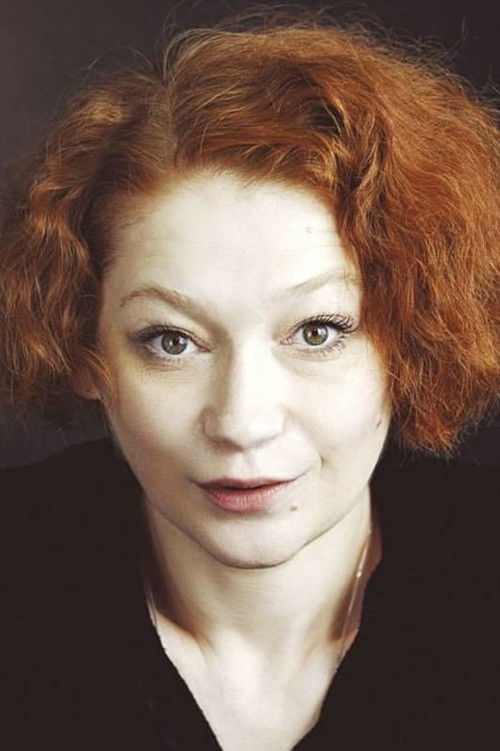 Tatyana Ruzhavskaya as продавщица в пивной