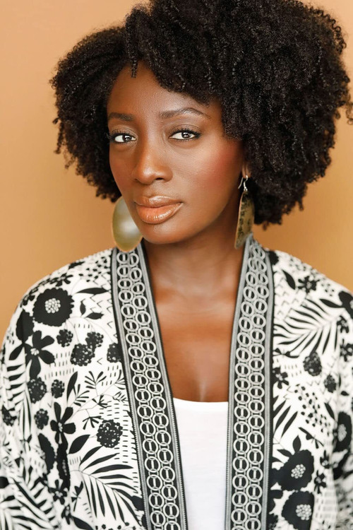 Tina Tena Ansah as Helen (voice)