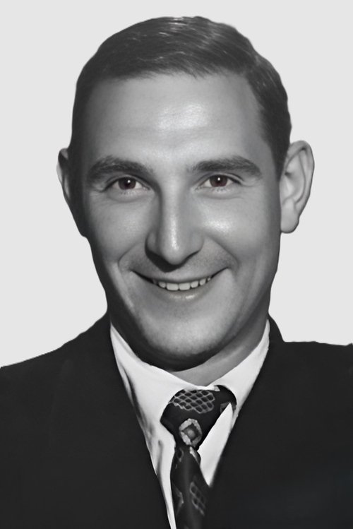 Tomás Zori as Señor bajito