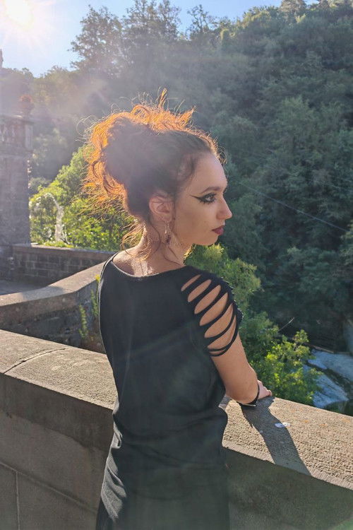 Marta Mendola as Uccello 3