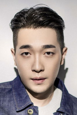 Cai Peichi as Shi Shisheng