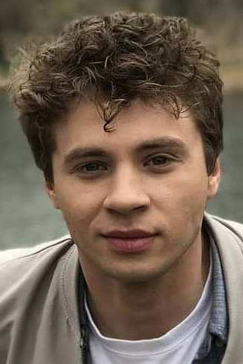 Yaroslav Shakhtorin as Kartavyi