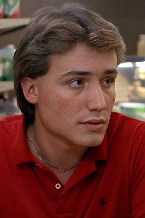 Kevin Kindlin as Jeff Halloway