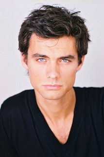 Amalric Gérard as Julien