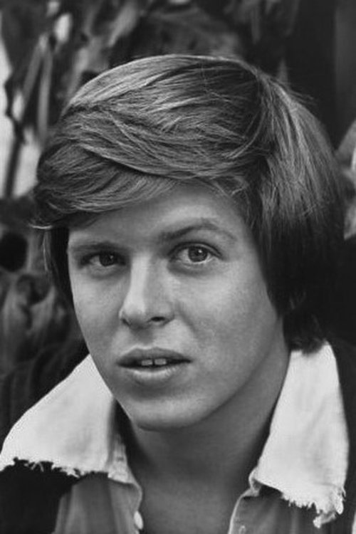 Ted Eccles as Davey Scott