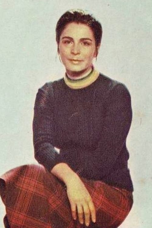 Dana Comnea as Ioana