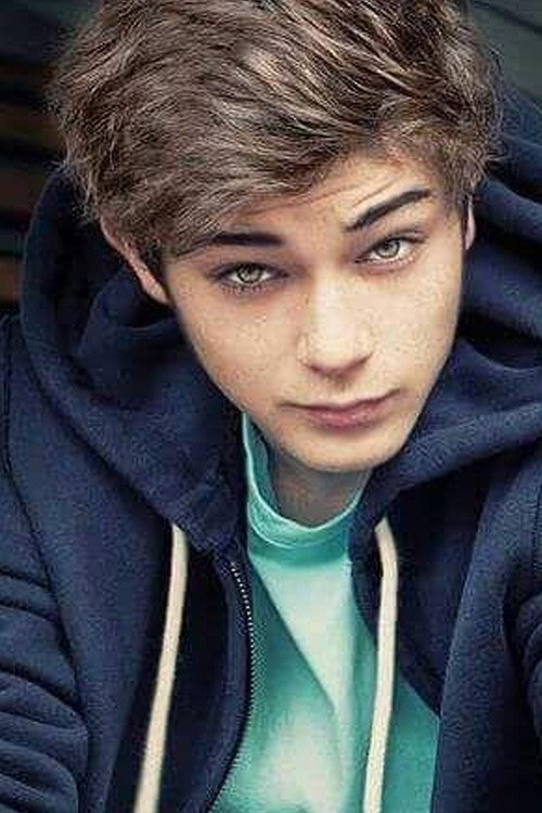 Federico Russo as Christian