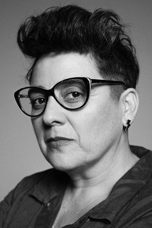 Pepa San Martín as Bar Owner