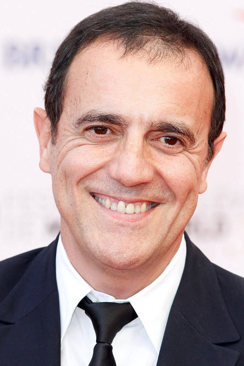 Thierry Beccaro as Le présentateur du jeu