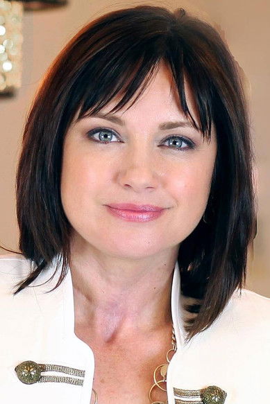 Amy Hart as Paula Trent