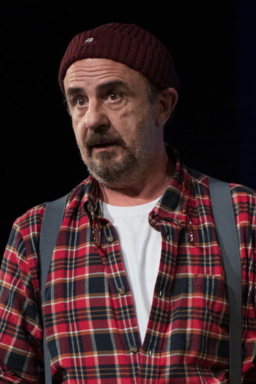 Aleksandar Mikikj as 