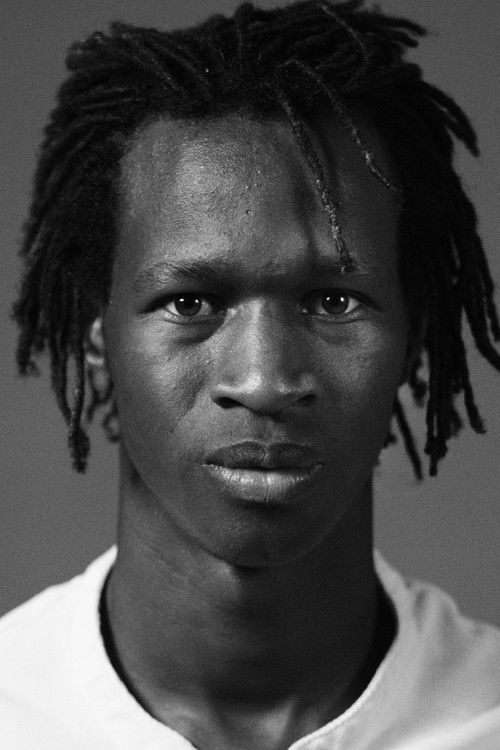 Mahamat Amine Benrachid as Amine