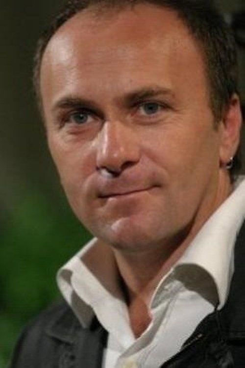 Gianfranco Gallo as Leonardo Sforza