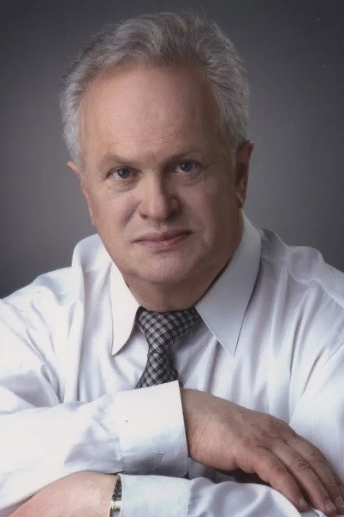 Anatoli Kroll as Bandleader