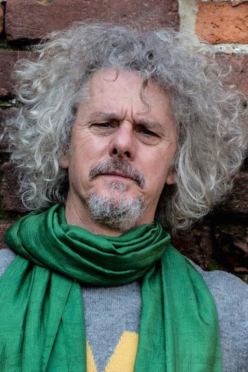 Paolo Migone as Scaricatore Pesce