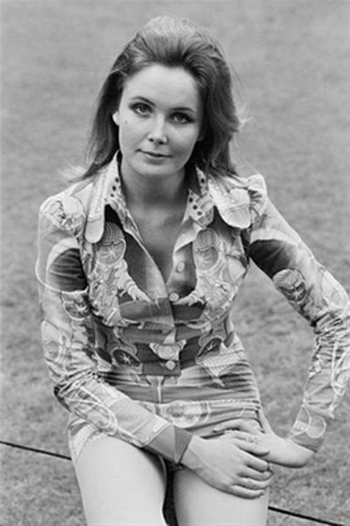 Pippa Steel as Laura