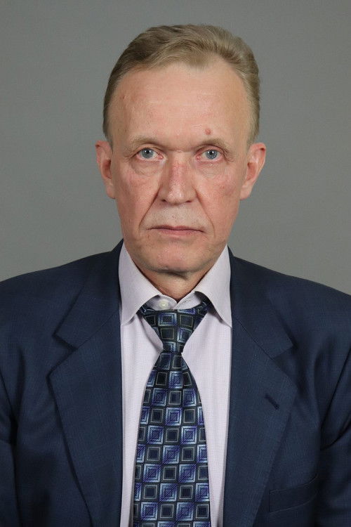 Aleksandr Kadanyov as "Tolich"