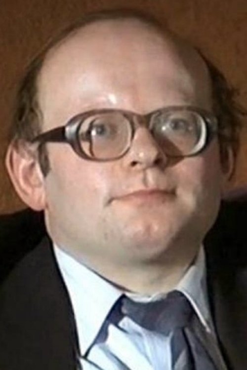 Claude Valmont as Suitor