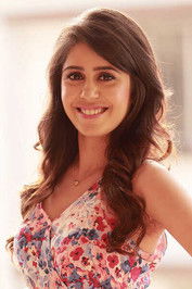 Gunjan Malhotra as Shruti Aggarwal