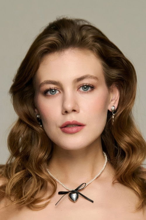 Rinata Timerbaeva as Varvara-beauty