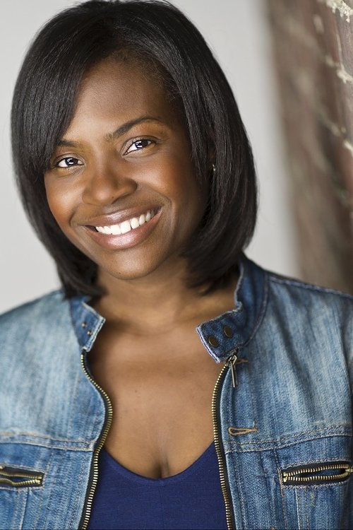 Olivia Barrett as Chloe Cooley