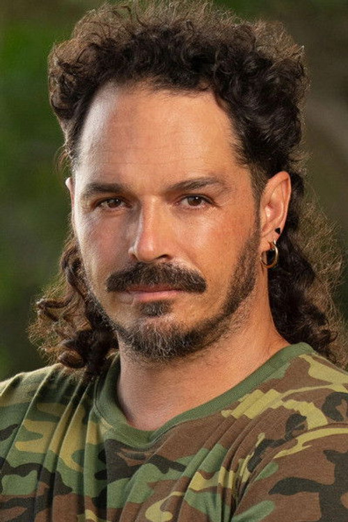 Ozzy Lusth as Steve Saunders