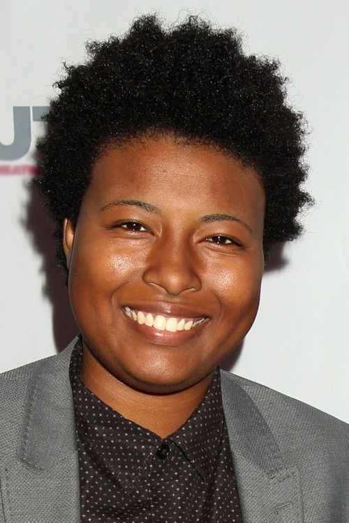 Britanni Nichols as Paula