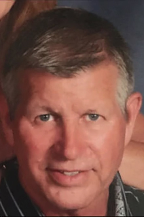 Cliff Fleming as Helicopter Pilot