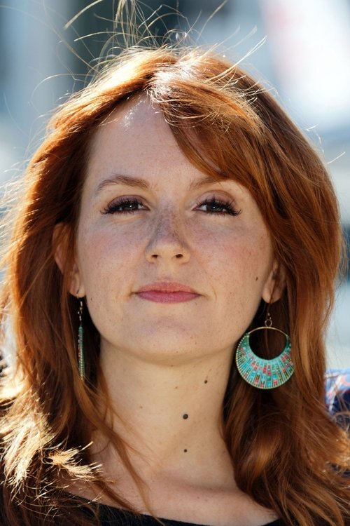 Justine Le Pottier as Solange