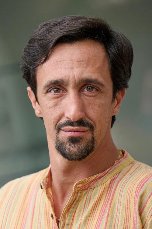 Antonio Scarpa as Francesco