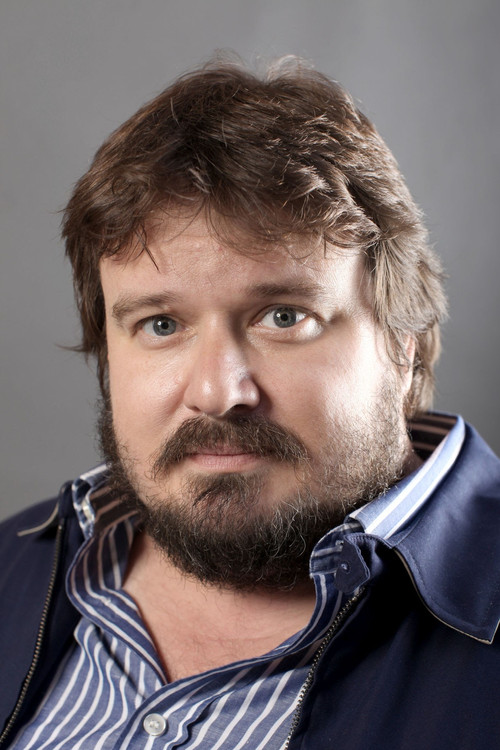 Giuseppe Battiston as Paolo