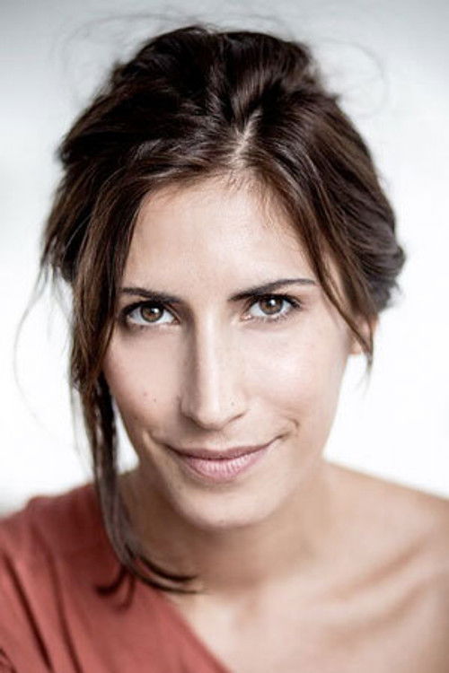 Marie Catrix as Fille Mojito