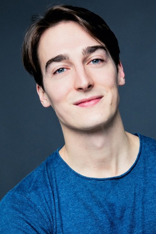 Guillaume Rodrigue as Phénix