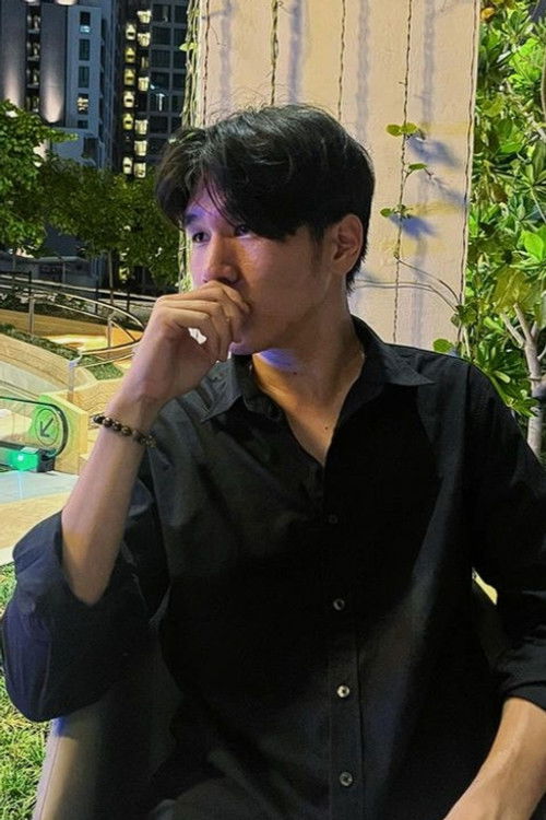 Pathanin Samavardhana as Jack