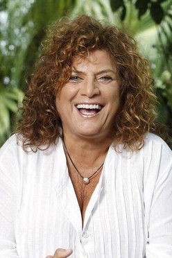 Denisse de Kalafe as 