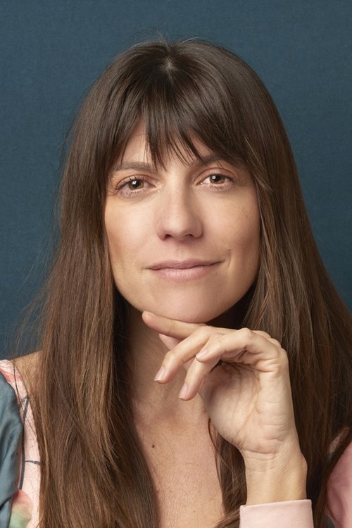 Romina Tamburello as Vecina