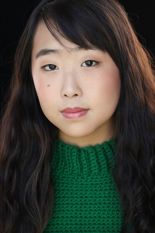 Hailey Soomin Lee as Gaeun Kim