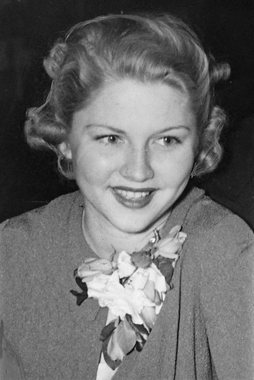 Phyllis Fraser as (uncredited)