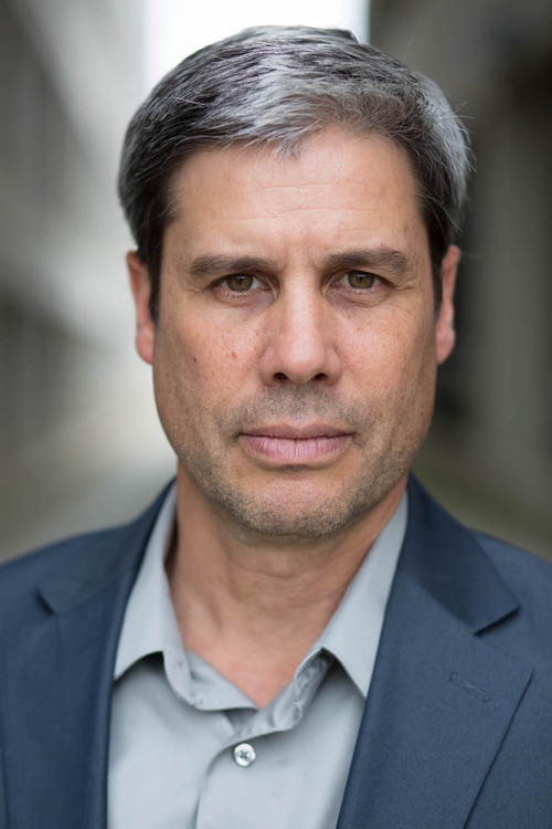 Tim Perez-Ross as Kent