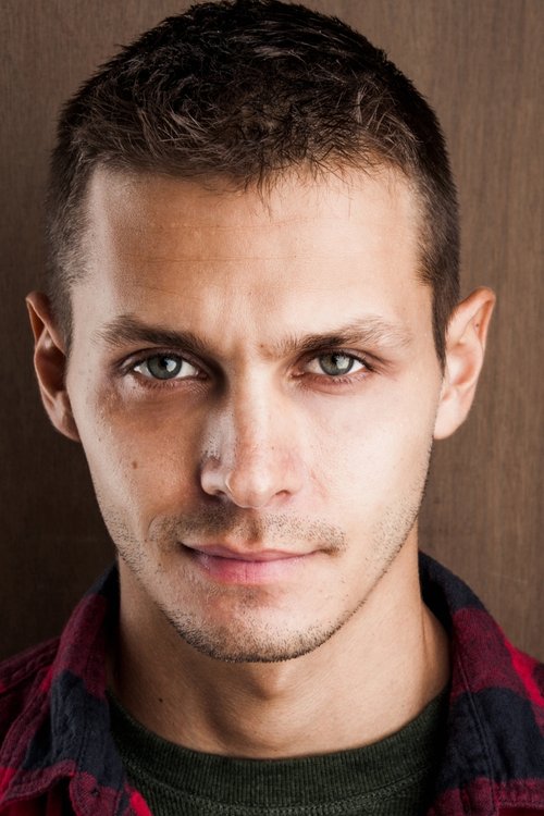 James Liddell as Chase Bentley